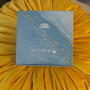 Glacier Ice Age-Defying Cooling Mask — Blue